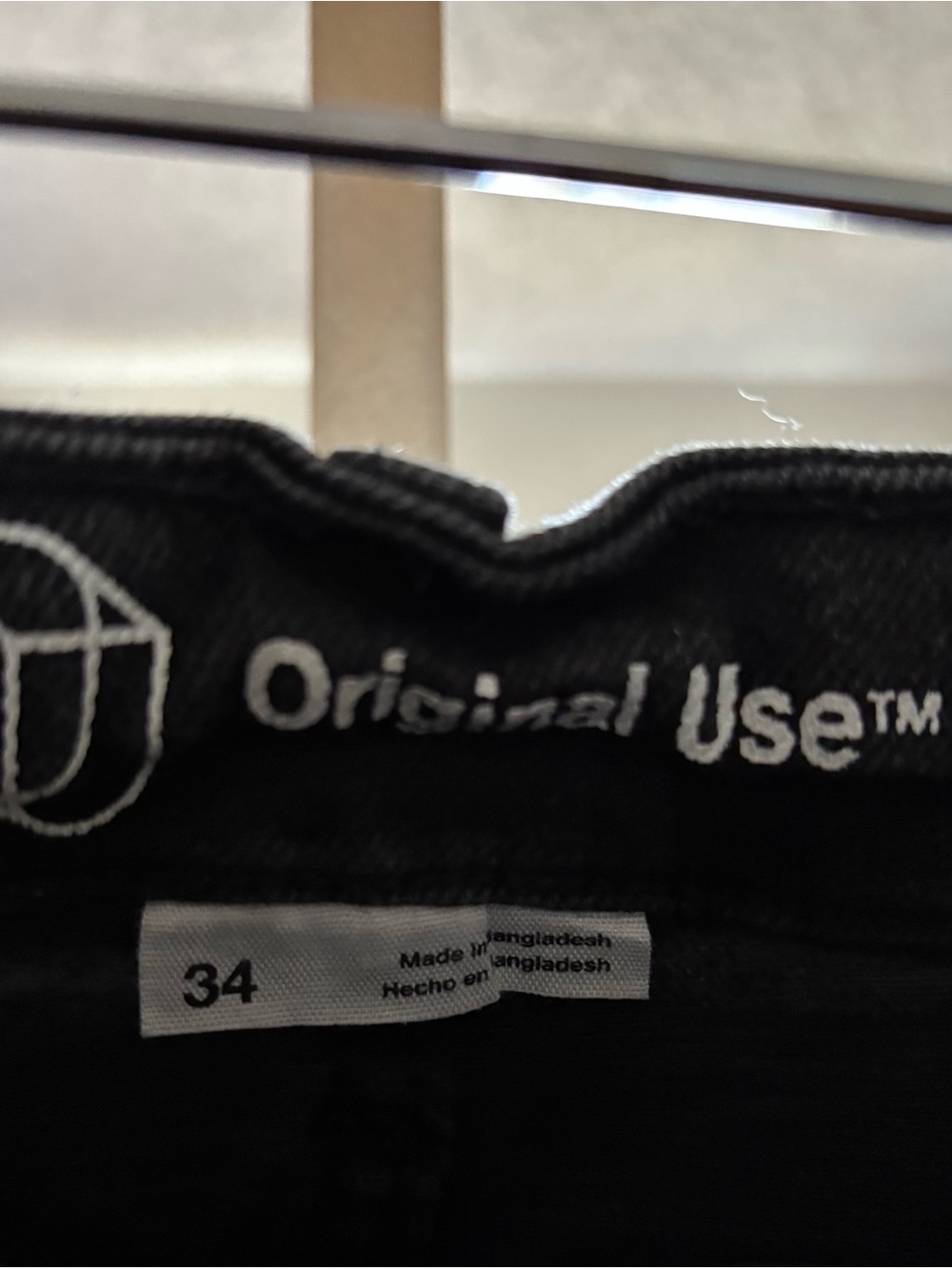 Original Use Black Cut-Off Denim Shorts for Men - Picture 4 of 4